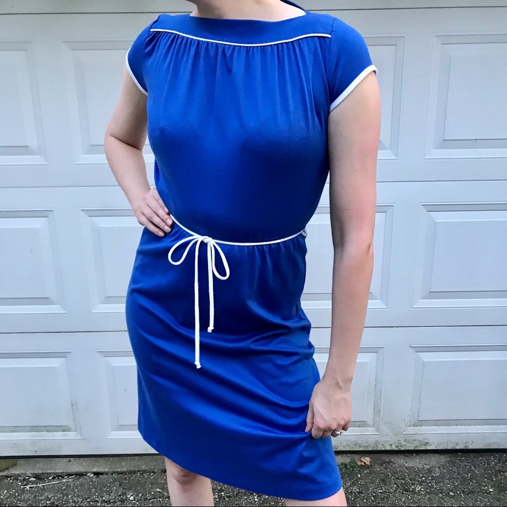 1980s royal blue knee-length elastic waist dress